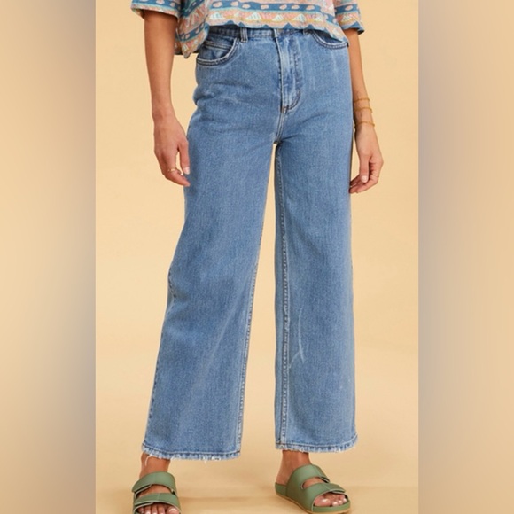 Billabong Denim - NWT Billabong x The Salty blonde Women’s Chill Out Jeans Size 31